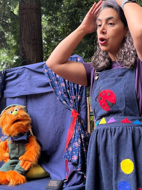 Storytelling under the trees